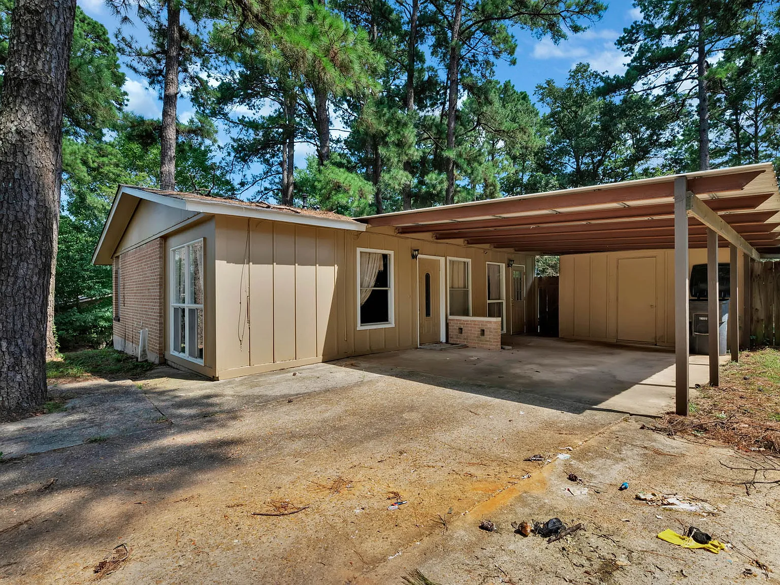 3 bed, 994 sqft, $1,400 — Photo 4