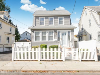 184 Dickie Ave, Staten Island, NY, 10314