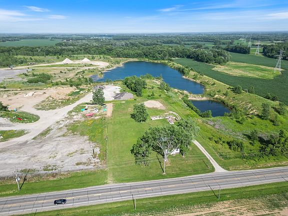 2nd image of 5290 N State Road 15 Rd