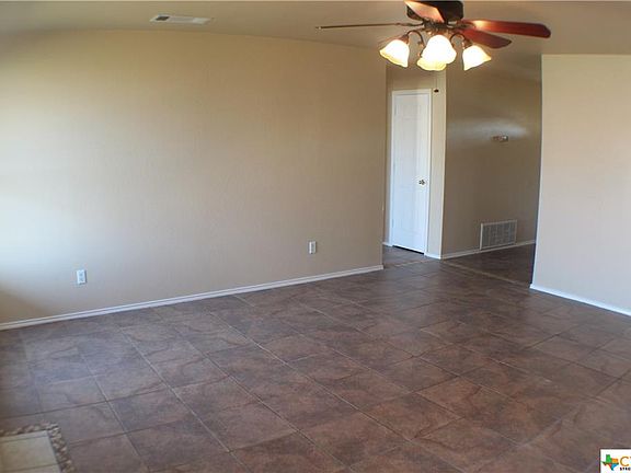 5th image of 3409 Levy Ln