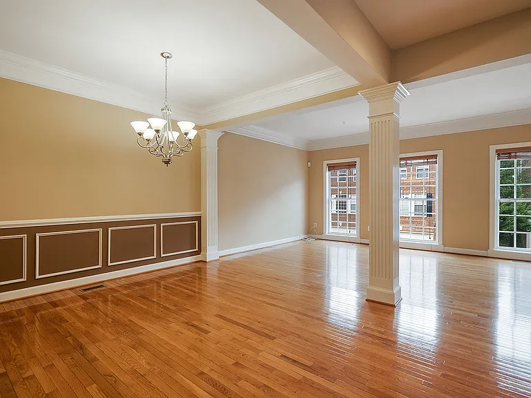 7979 Vigne Ct — Photo 4