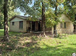 119 Roosevelt Rd, Hooks, TX 75561