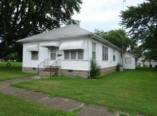1158 1st St, Eldorado, IL 62930