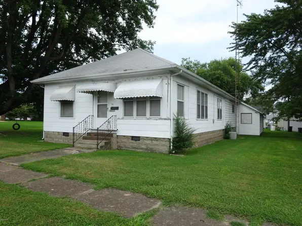 1158 1st St, Eldorado, IL 62930