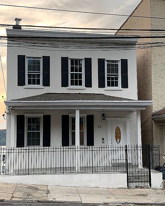 1st image of 23 Van Cortlandt Park Ave