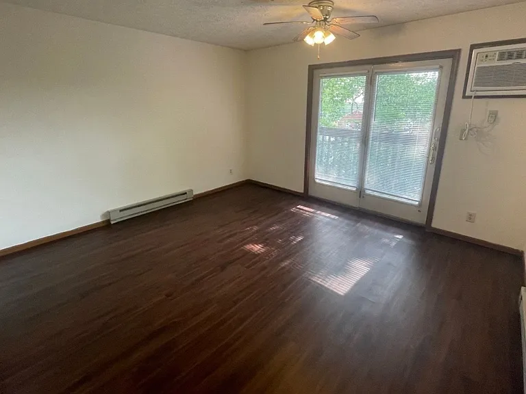 420 S Chauncey Avenue — Photo 8