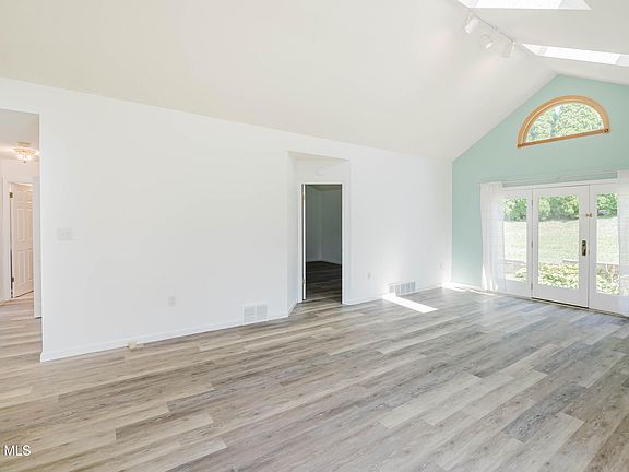 5th image of 5 Kensington Place