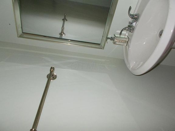 5th image of 1539 Wales Pl