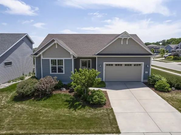 6075 Pine Ridge Way, Mcfarland, WI 53558