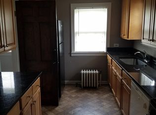 3449 Glencairn Rd #UP, Shaker Heights, OH 44122