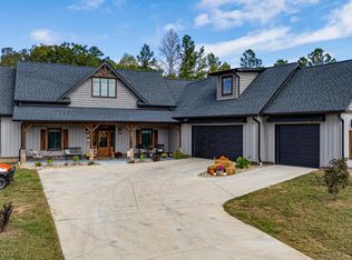 521 Horns Creek Rd, Old Fort, TN 37362