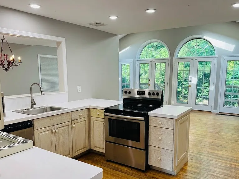 Kitchen 2