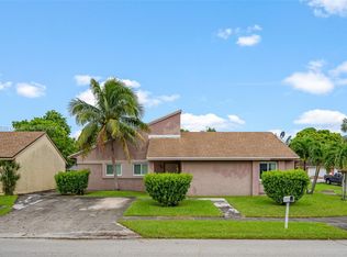 20822 SW 123rd Ct, Miami, FL 33177