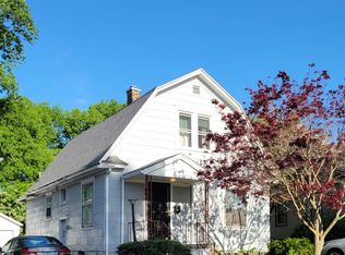 905.5 N Randolph St, Champaign, IL