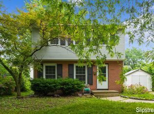 1554 Herrick Ave NE, Grand Rapids, MI