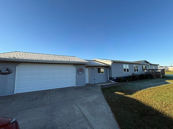 2nd image of 31577 Excelsior Ave