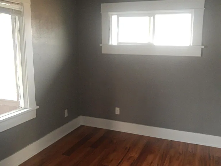 1520 N Hayes Ave — Photo 6