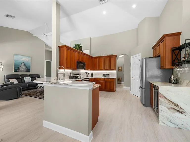 8888 Mustang Island Cir — Photo 27