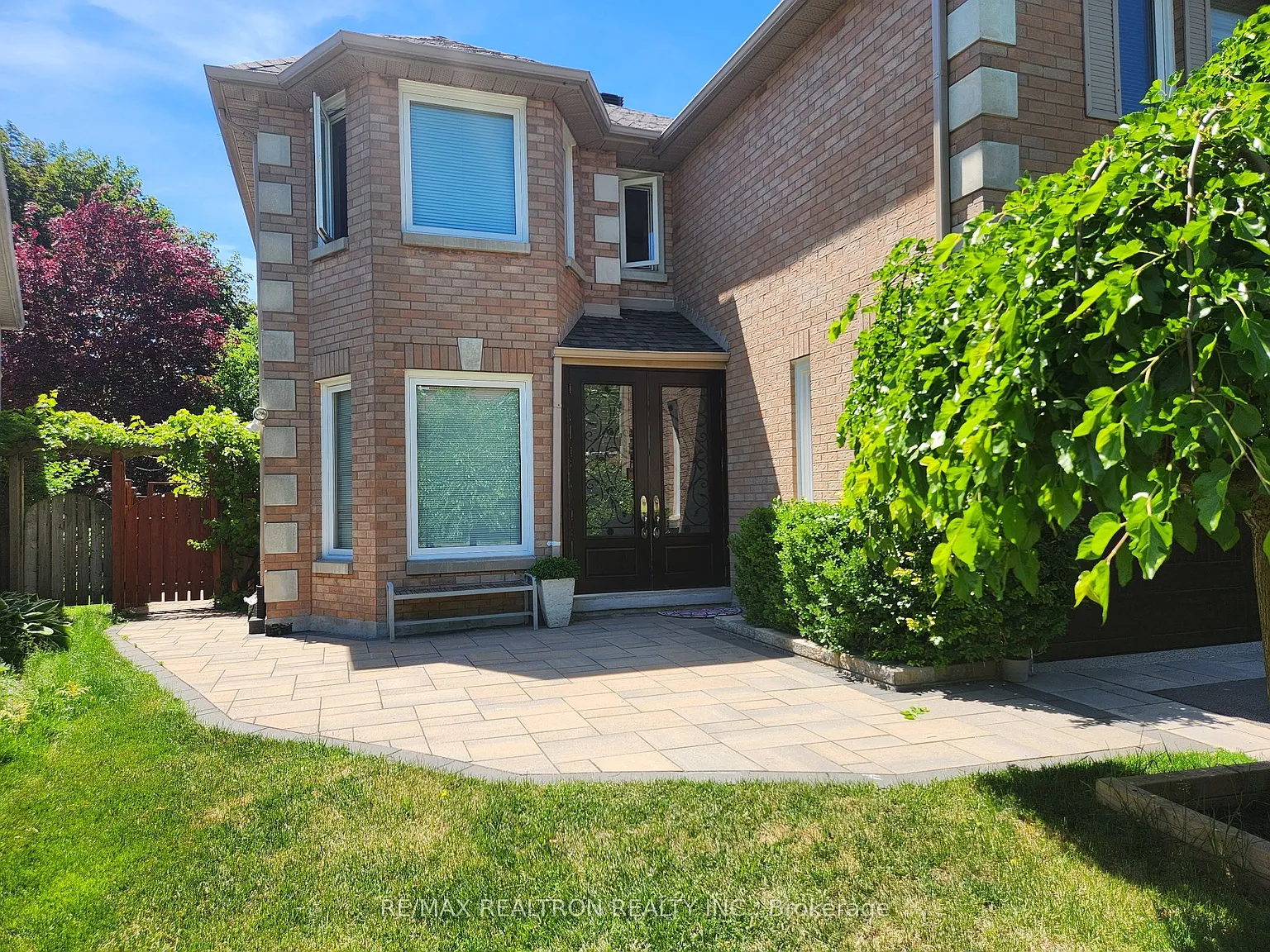 2 bed, $1,825 — Photo 2