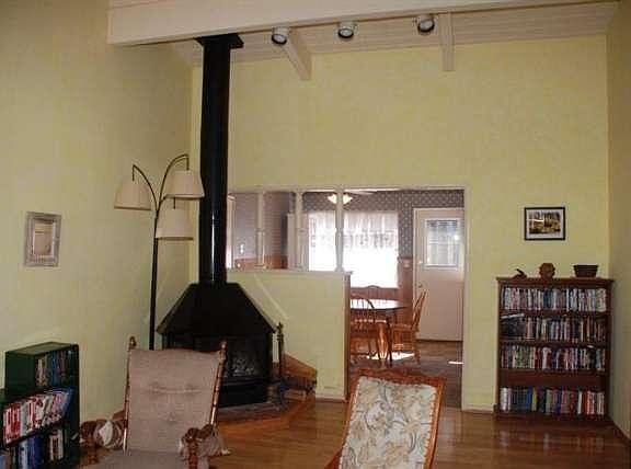 3rd image of 2502 Olive Ave