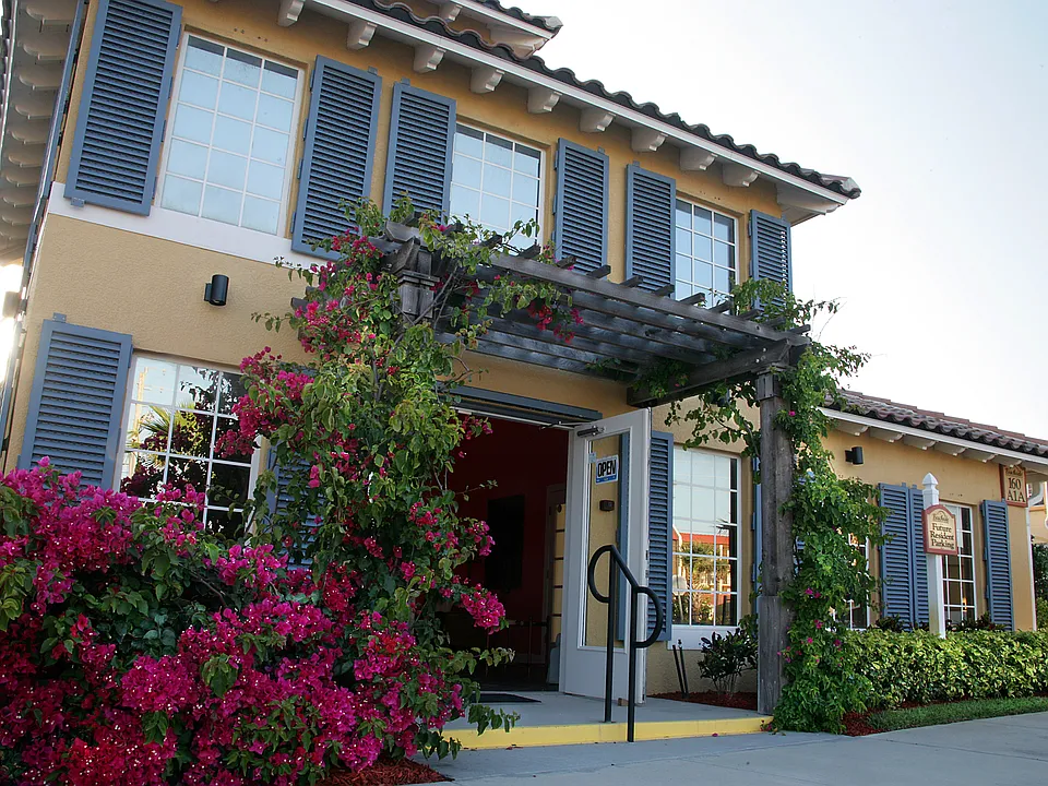 Beachside Apartments