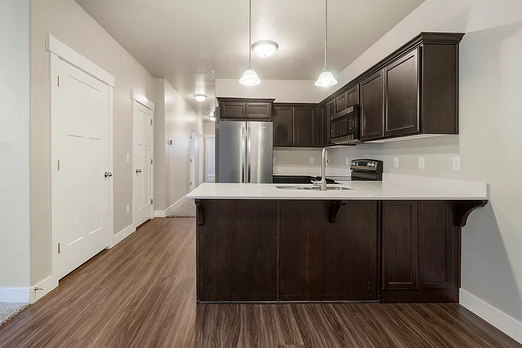 14642 S Bloom Dr — Photo 1