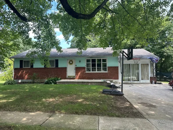 15 Stony Brook Dr, York, PA 17402