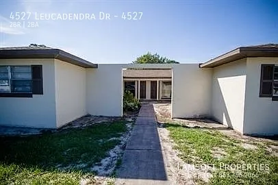 4527 Leucadendra Dr #4527