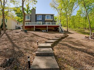 290 Woodhaven Cir, Village Of Four Seasons, MO 65049
