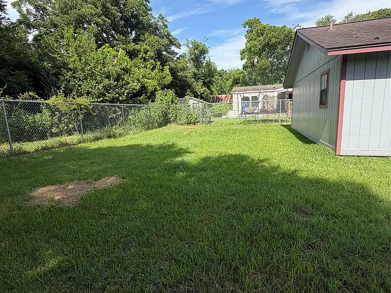 516 Battlebell Rd — Photo 8