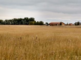 787 8 Mile Rd, Riverton, WY 82501