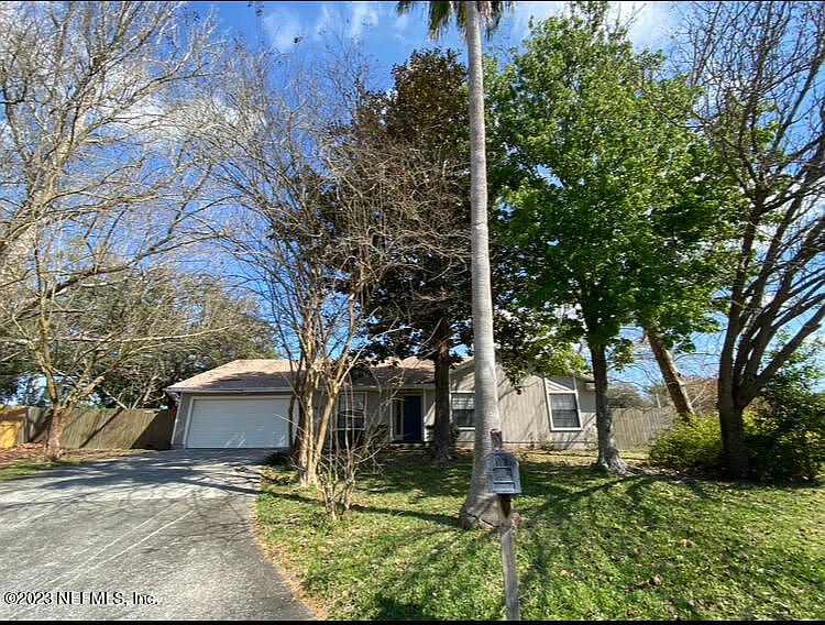 1st image of 12326 Dunwoody Dr