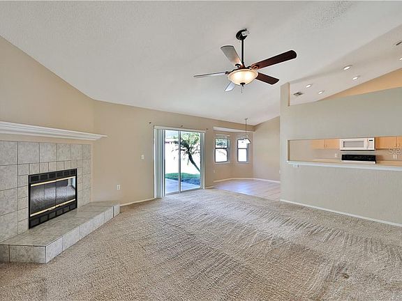 4th image of 533 Heather Glen Dr