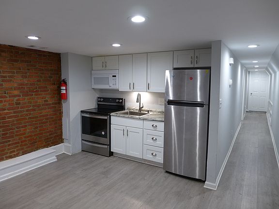 2nd image of 1719 Saint Paul St #B