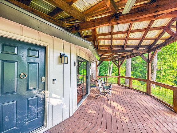 4th image of 150 Freeman Knolls Dr #6