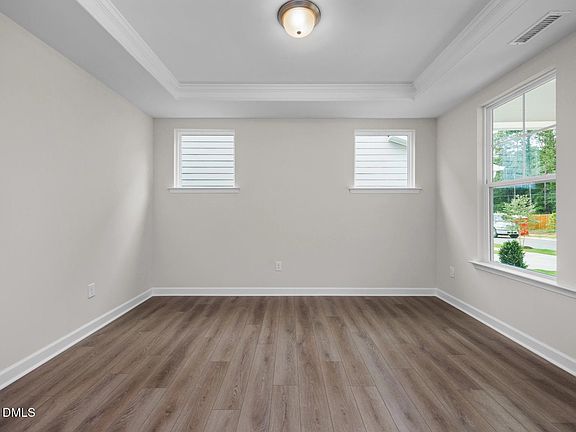5th image of 1928 Eagle Manor Dr