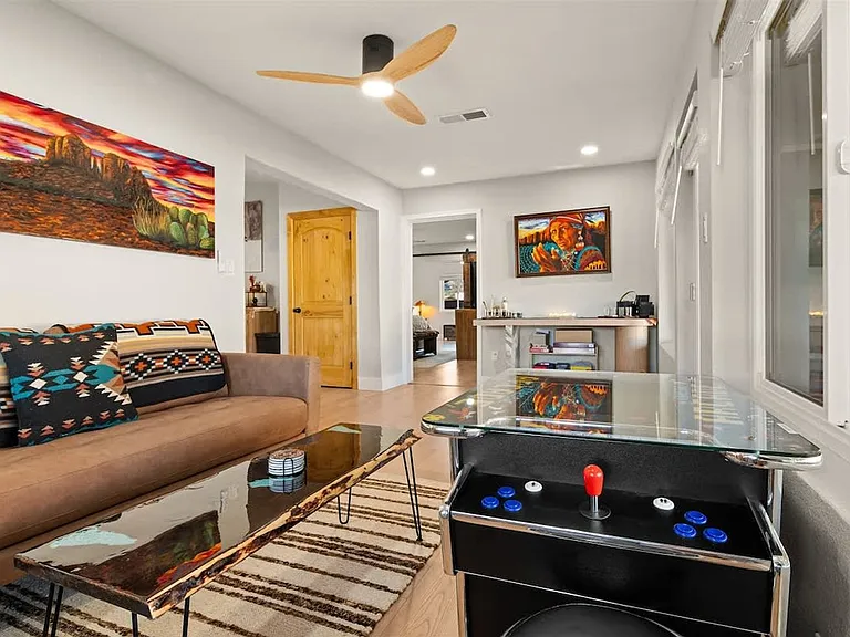 200 Cathedral Rock Dr — Photo 35