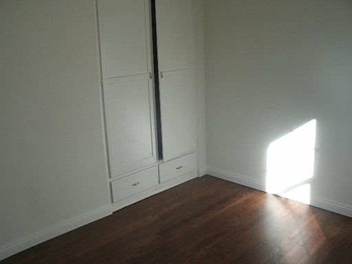 1st image of 1323 E Phillips St