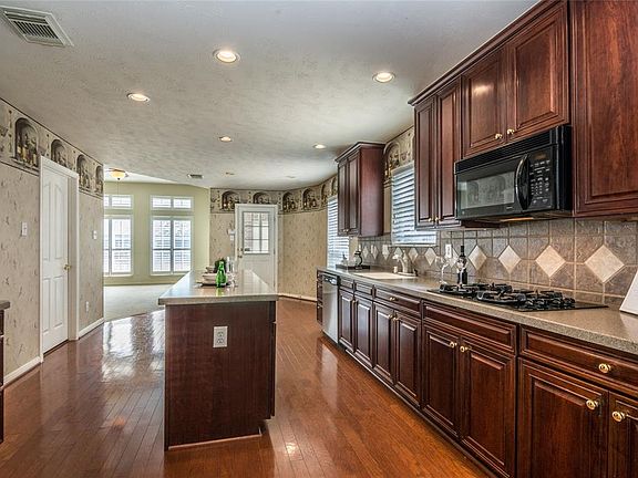 Lots of countertop space