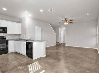 9426 Apple Ridge Bld 3 301,302,303,304, San Antonio, TX 78239