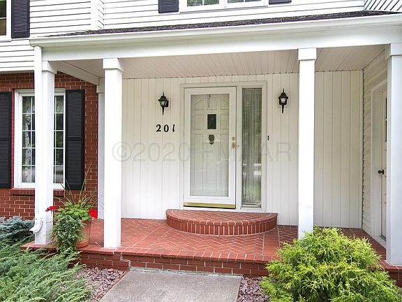 2nd image of 201 38th Avenue Cir S