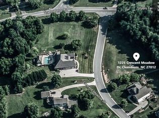 1225 Crescent Meadow Dr, Clemmons, NC 27012
