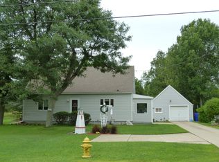 946 Seneca Creek Rd, Buffalo, NY 14224