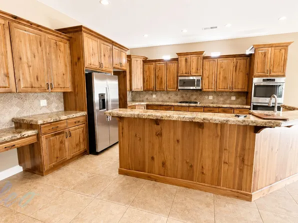 3278 S Retreat Dr, Hurricane, UT 84737
