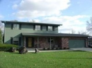 540 S 17th St, Blair, NE 68008