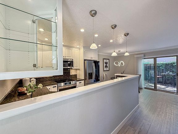 5th image of 2540 Hawkington Ct