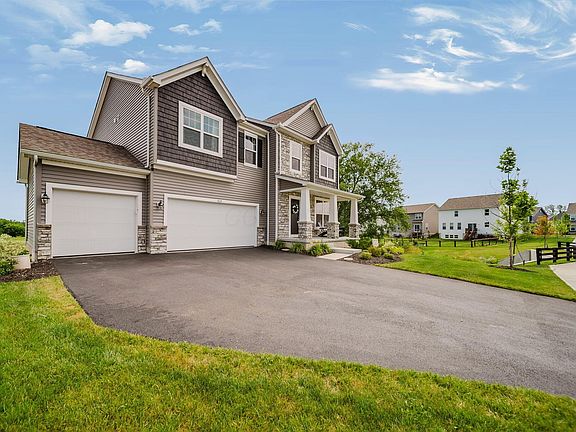 4th image of 424 Cherry Hills Rd