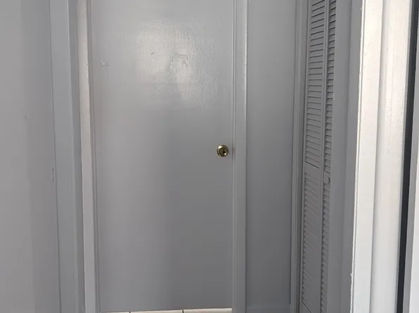 9905 N Myrtle St APT A, Tampa, FL 33617
