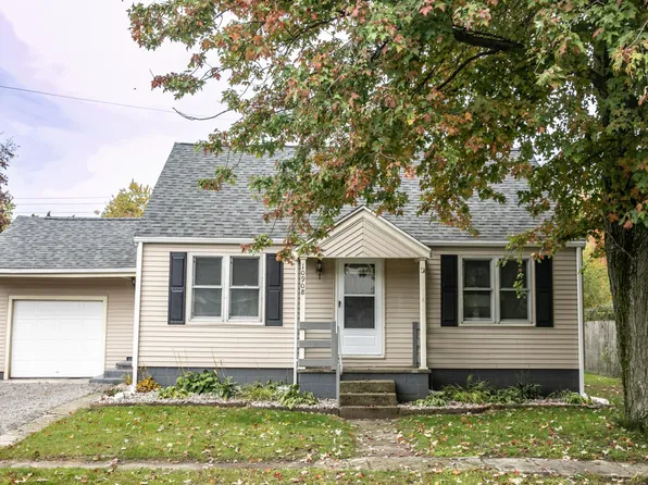10908 Maple St, Temperance, MI 48182