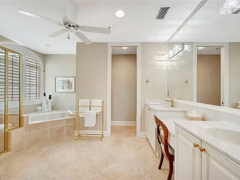 1004 5th St S #502 — Photo 22